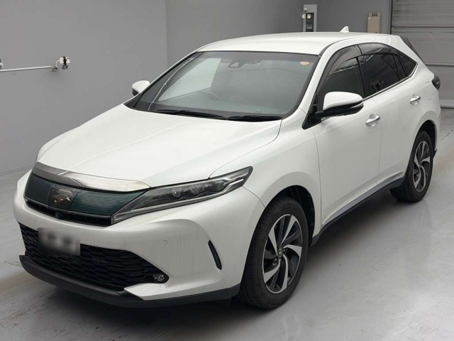 TOYOTA HARRIER — фото
