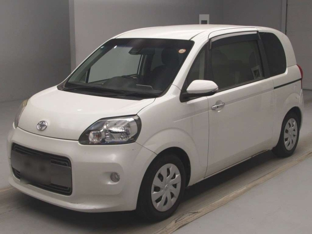 TOYOTA PORTE — фото