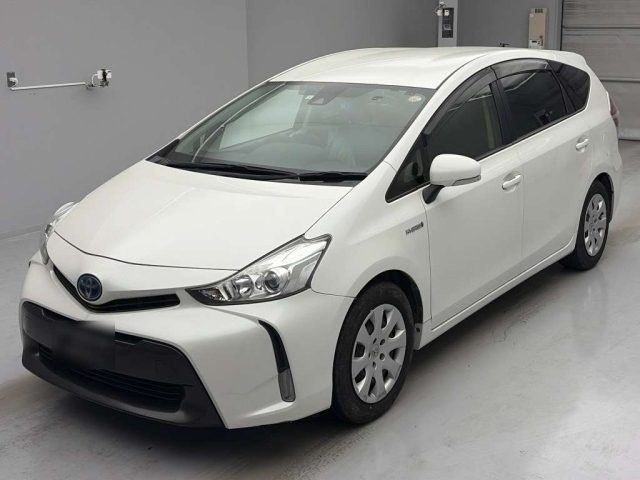 TOYOTA PRIUS — фото