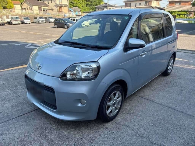 TOYOTA PORTE — фото