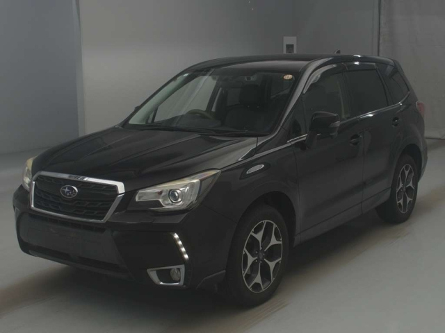 SUBARU FORESTER — фото