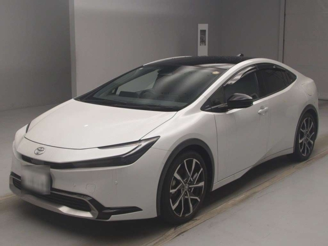 TOYOTA PRIUS — фото