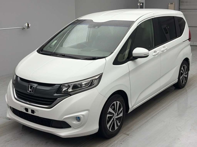 HONDA FREED — фото
