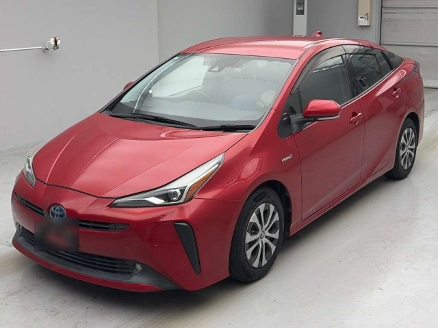 TOYOTA PRIUS — фото