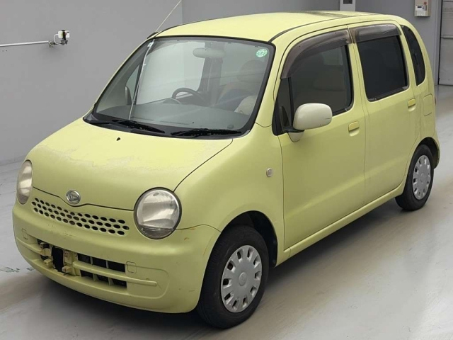 DAIHATSU MOVE — фото