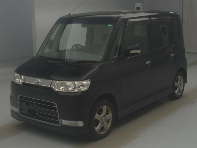 DAIHATSU TANTO — фото