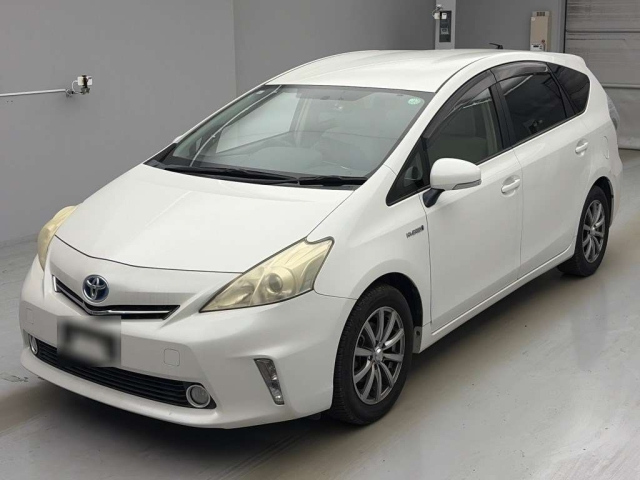 TOYOTA PRIUS — фото