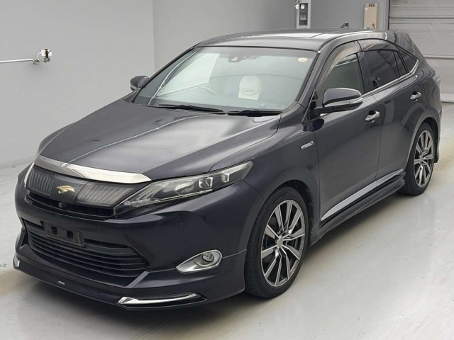 TOYOTA HARRIER — фото
