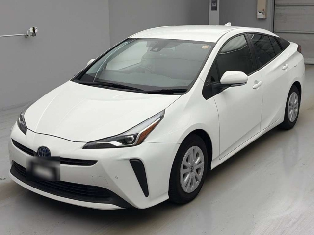 TOYOTA PRIUS — фото