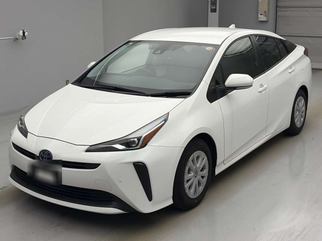 TOYOTA PRIUS — фото