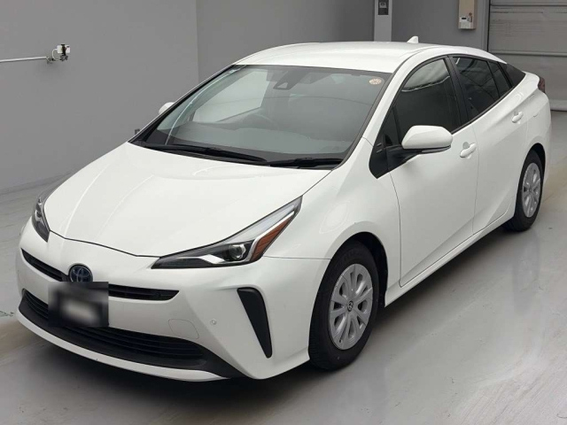 TOYOTA PRIUS — фото