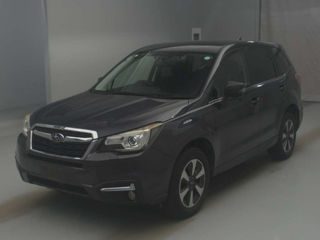 SUBARU FORESTER — фото