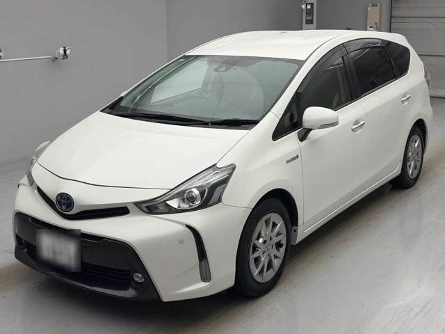 TOYOTA PRIUS — фото
