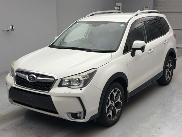SUBARU FORESTER — фото