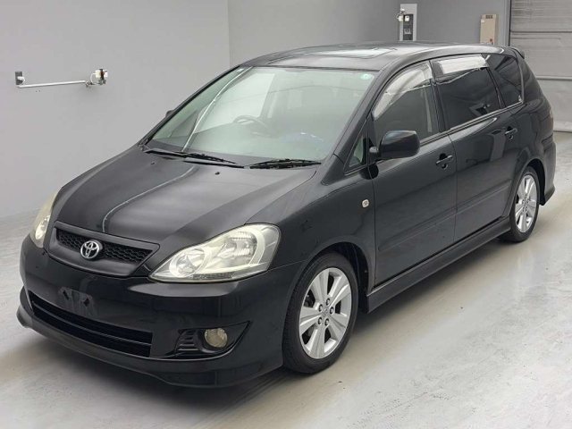 TOYOTA IPSUM — фото