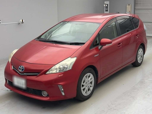 TOYOTA PRIUS — фото