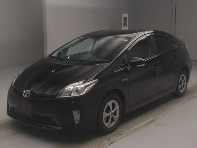 TOYOTA PRIUS — фото