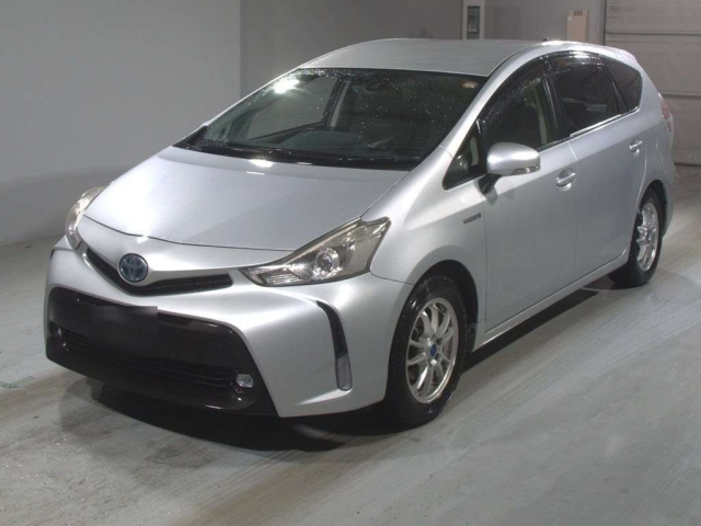 TOYOTA PRIUS — фото