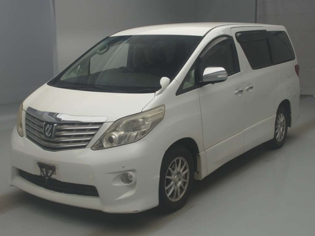 TOYOTA ALPHARD — фото
