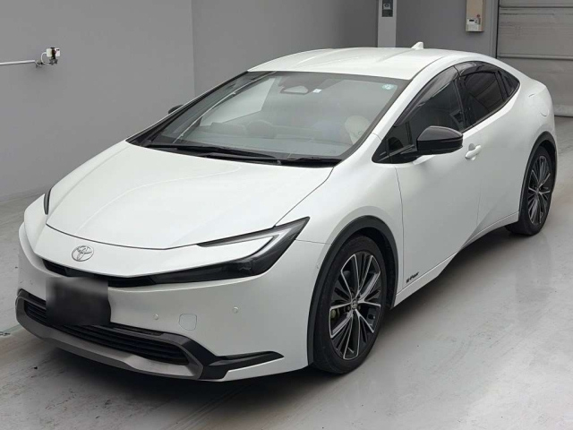 TOYOTA PRIUS — фото