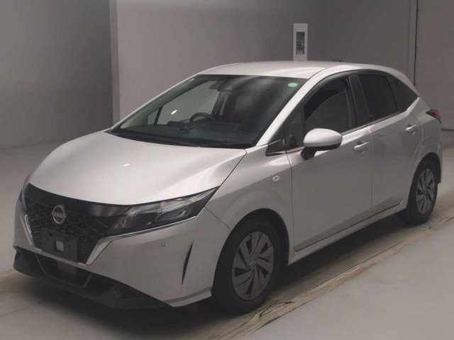 NISSAN NOTE — фото