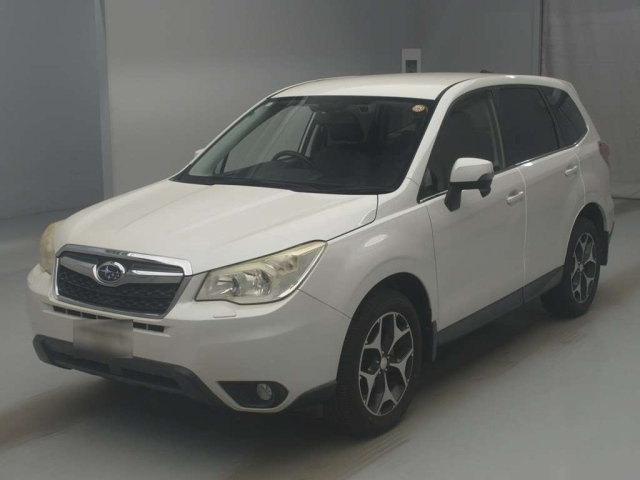 SUBARU FORESTER — фото