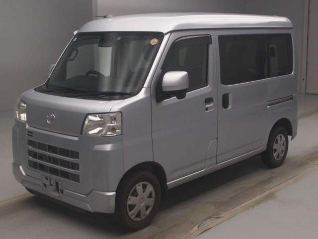 TOYOTA PIXIS — фото