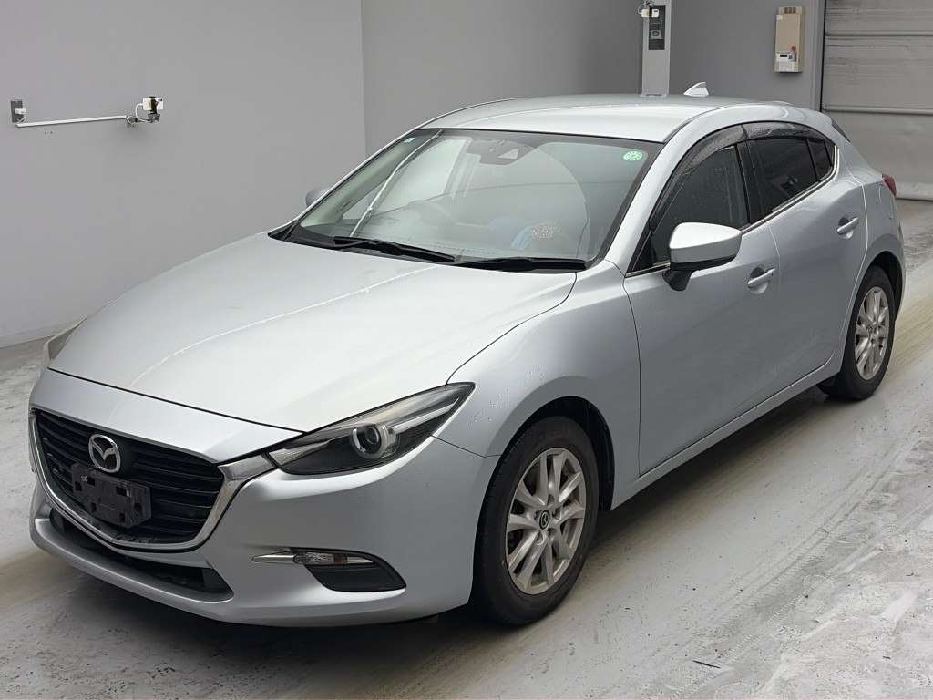MAZDA AXELA — фото