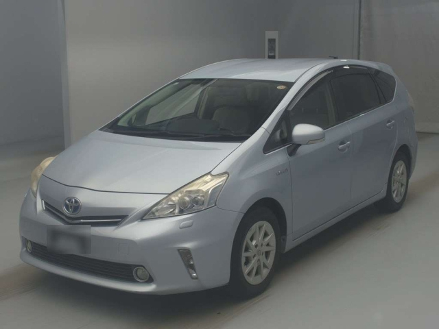 TOYOTA PRIUS — фото