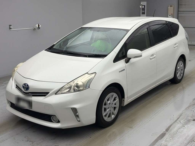 TOYOTA PRIUS — фото
