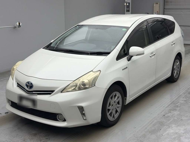 TOYOTA PRIUS — фото