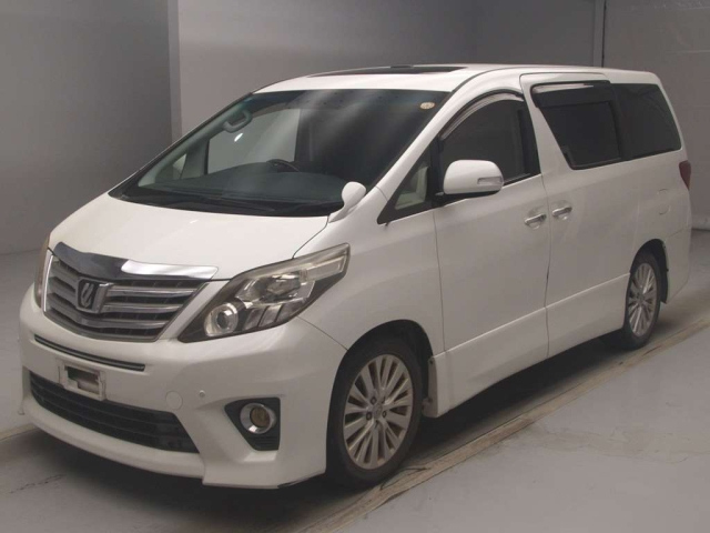 TOYOTA ALPHARD — фото