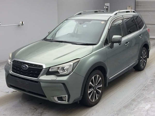 SUBARU FORESTER — фото