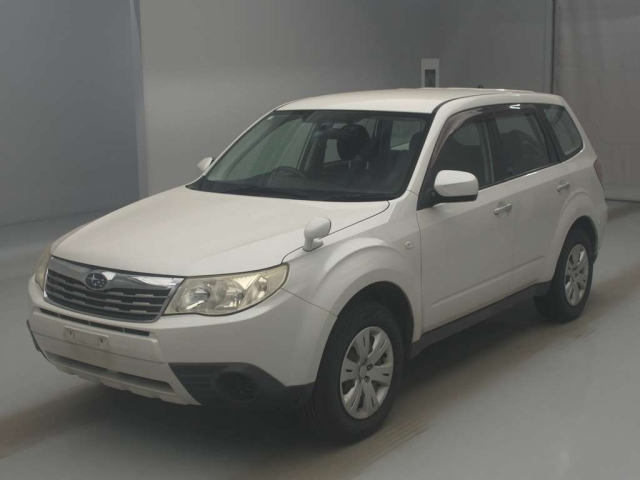 SUBARU FORESTER — фото