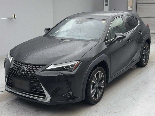 LEXUS UX — фото