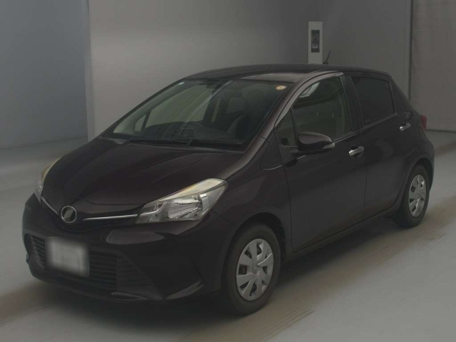 TOYOTA VITZ — фото