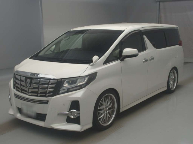 TOYOTA ALPHARD — фото