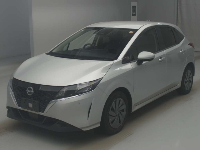 NISSAN NOTE — фото