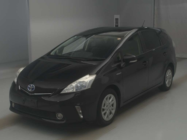 TOYOTA PRIUS — фото
