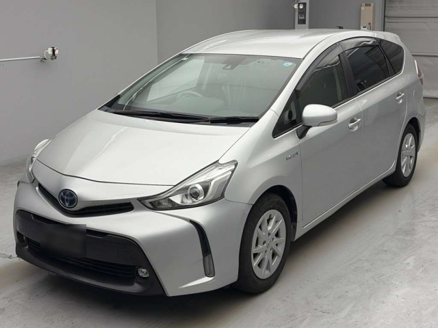 TOYOTA PRIUS — фото