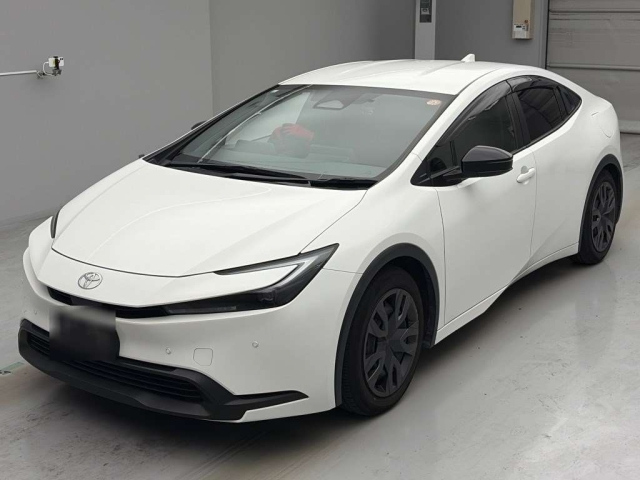 TOYOTA PRIUS — фото