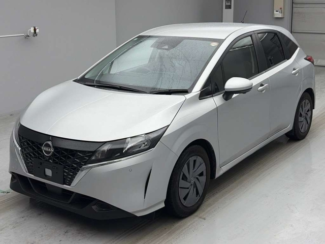 NISSAN NOTE — фото