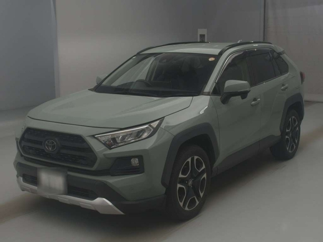 TOYOTA RAV4 — фото