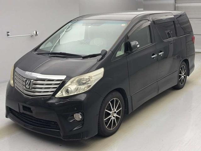 TOYOTA ALPHARD — фото
