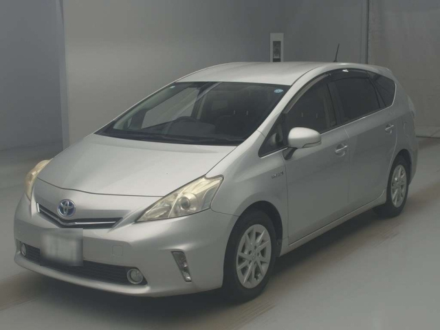 TOYOTA PRIUS — фото