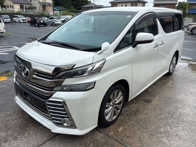 TOYOTA VELLFIRE — фото