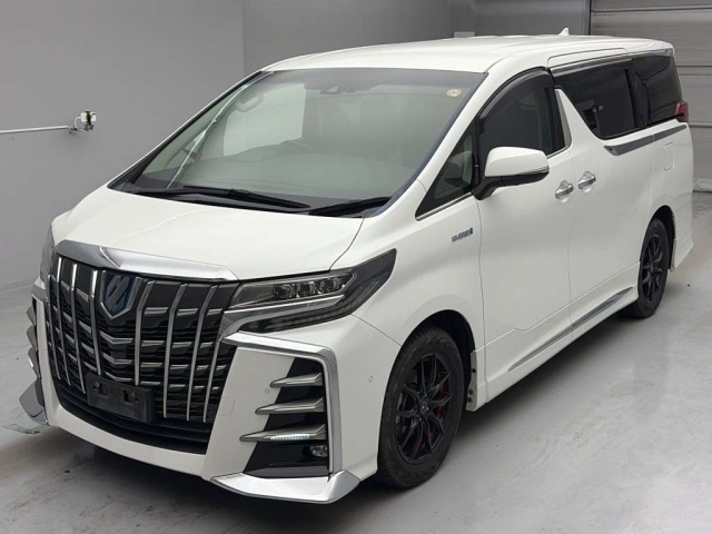 TOYOTA ALPHARD — фото