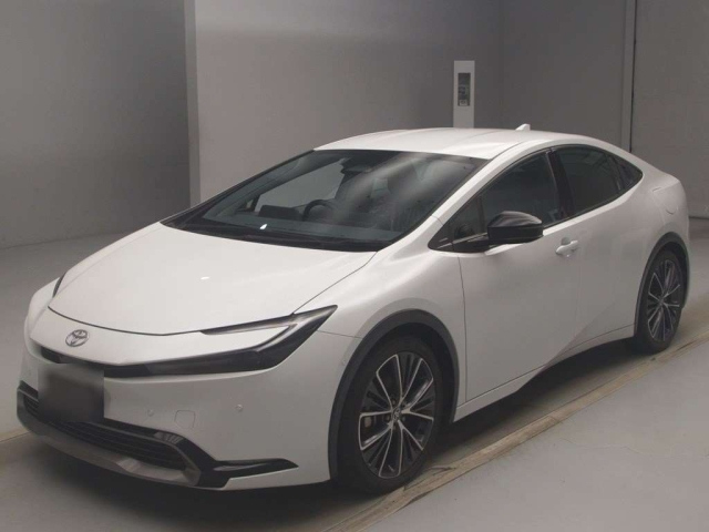 TOYOTA PRIUS — фото