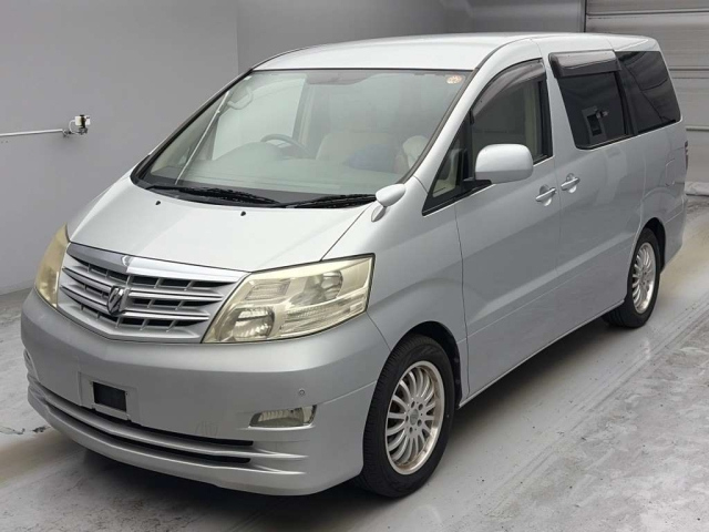 TOYOTA ALPHARD — фото