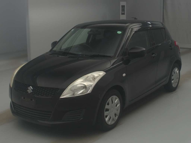 SUZUKI SWIFT — фото